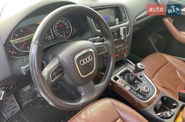 Позашляховик / Кросовер Audi Q5 2008 в 