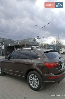 Внедорожник / Кроссовер Audi Q5 2011 в 