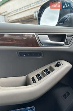 Внедорожник / Кроссовер Audi Q5 2010 в 