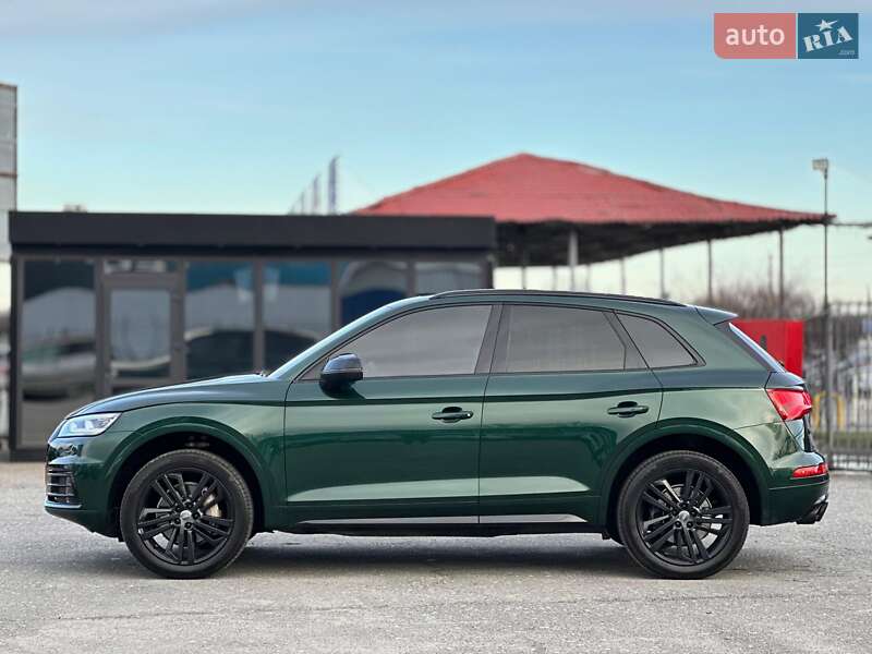 Внедорожник / Кроссовер Audi Q5 2017 в Киеве