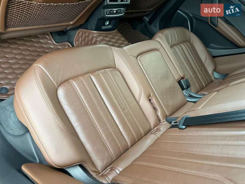 Внедорожник / Кроссовер Audi Q5 2017 в Киеве