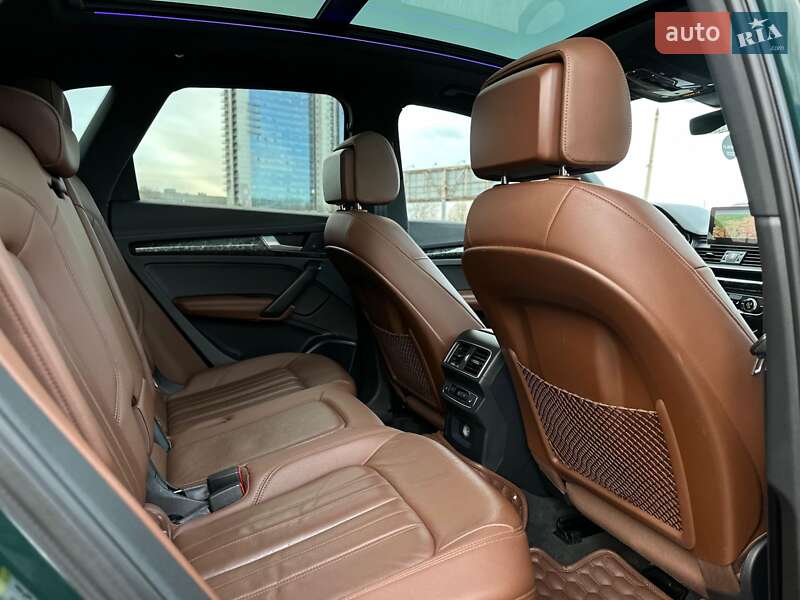 Внедорожник / Кроссовер Audi Q5 2017 в Киеве