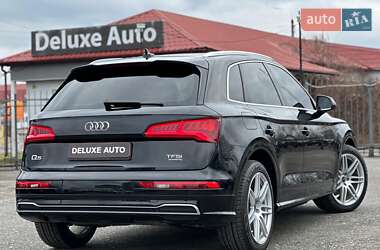 Внедорожник / Кроссовер Audi Q5 2017 в 