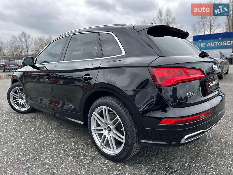 Внедорожник / Кроссовер Audi Q5 2017 в Киеве