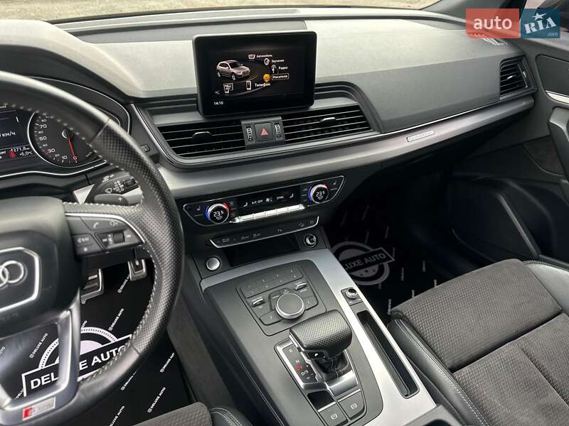 Внедорожник / Кроссовер Audi Q5 2017 в Киеве