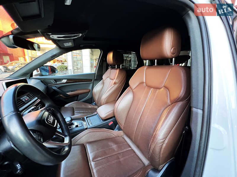 Внедорожник / Кроссовер Audi Q5 2019 в Львове