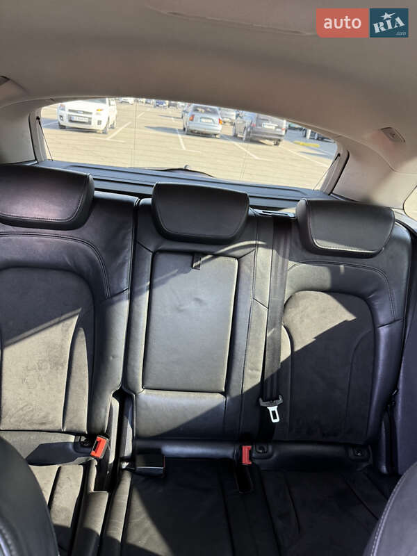 Позашляховик / Кросовер Audi Q5 2011 в Борисполі