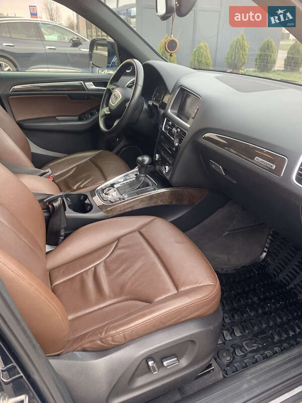Внедорожник / Кроссовер Audi Q5 2014 в Вознесенске