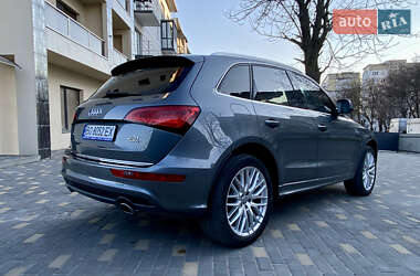 Внедорожник / Кроссовер Audi Q5 2016 в 