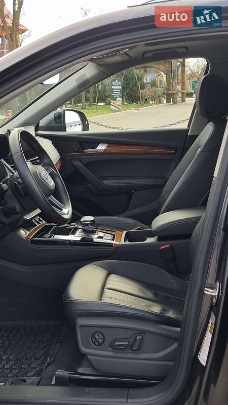 Внедорожник / Кроссовер Audi Q5 2022 в Николаеве