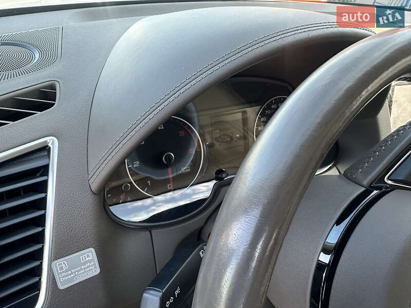 Позашляховик / Кросовер Audi Q5 2015 в Львові