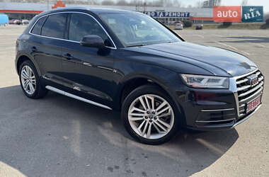 Внедорожник / Кроссовер Audi Q5 2019 в 