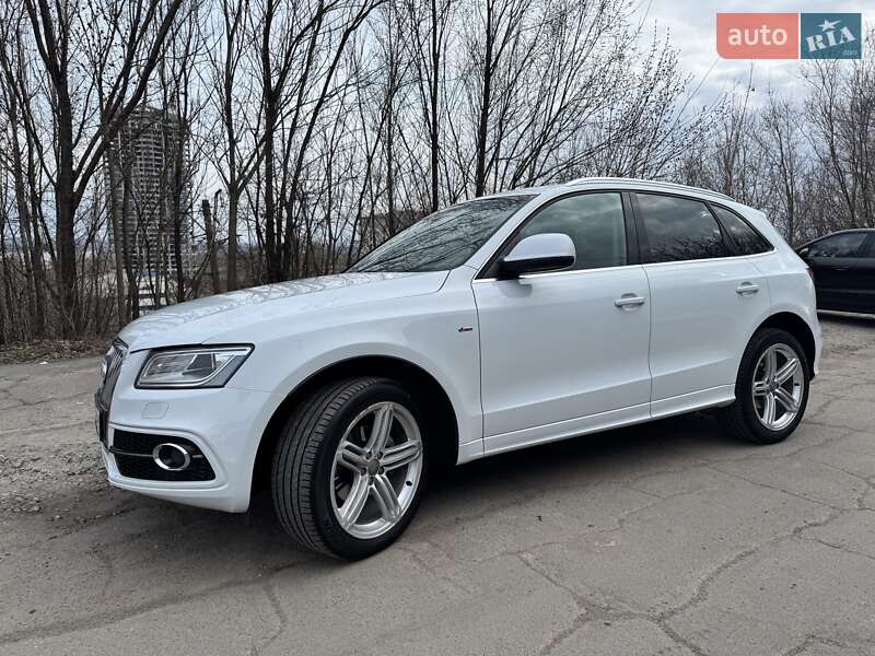 Внедорожник / Кроссовер Audi Q5 2012 в Днепре