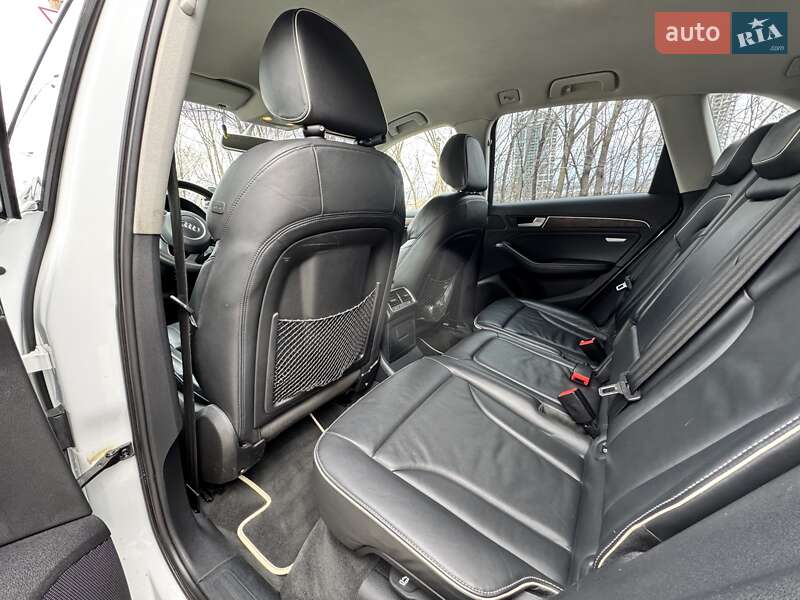 Внедорожник / Кроссовер Audi Q5 2012 в Днепре