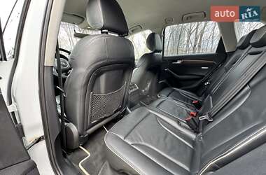Внедорожник / Кроссовер Audi Q5 2012 в 
