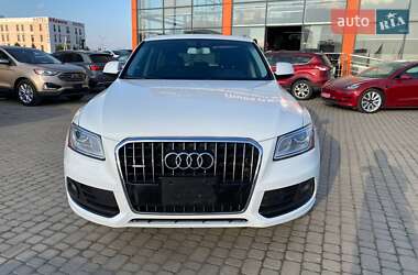 Внедорожник / Кроссовер Audi Q5 2015 в 
