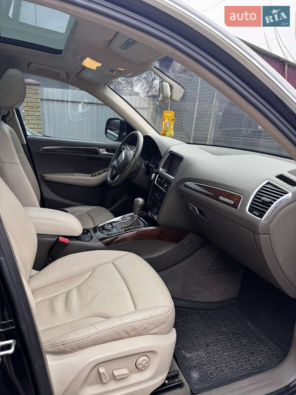 Позашляховик / Кросовер Audi Q5 2012 в Городку