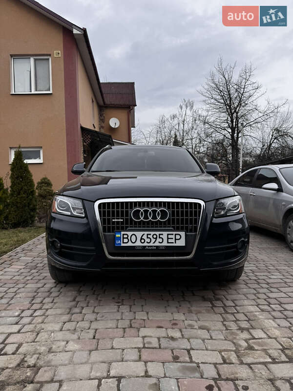 Позашляховик / Кросовер Audi Q5 2012 в Городку