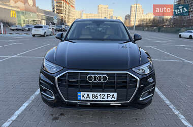 Внедорожник / Кроссовер Audi Q5 2022 в Киеве