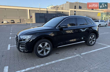 Внедорожник / Кроссовер Audi Q5 2022 в 