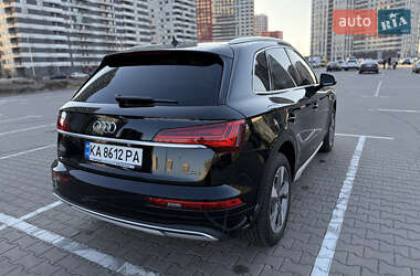 Внедорожник / Кроссовер Audi Q5 2022 в 