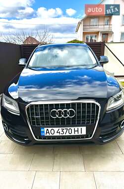 Внедорожник / Кроссовер Audi Q5 2015 в 