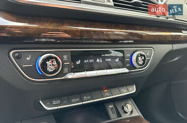 Внедорожник / Кроссовер Audi Q5 2019 в 