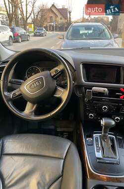 Внедорожник / Кроссовер Audi Q5 2012 в 