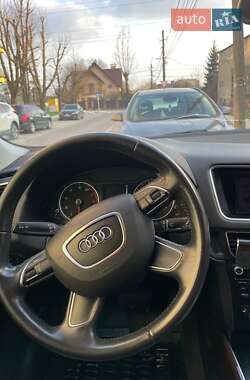 Внедорожник / Кроссовер Audi Q5 2012 в 