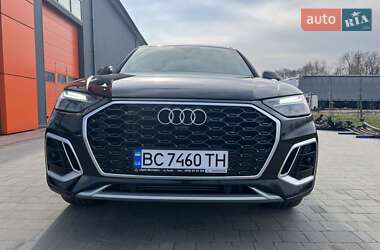 Позашляховик / Кросовер Audi Q5 2020 в 