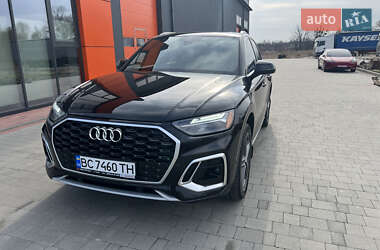 Позашляховик / Кросовер Audi Q5 2020 в 