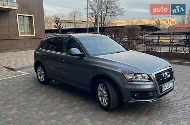 Внедорожник / Кроссовер Audi Q5 2011 в 
