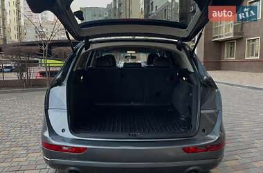 Внедорожник / Кроссовер Audi Q5 2011 в 
