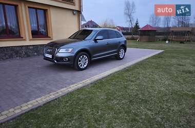 Внедорожник / Кроссовер Audi Q5 2015 в 