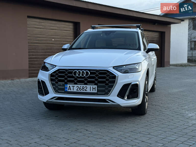 Внедорожник / Кроссовер Audi Q5 2022 в Надворной