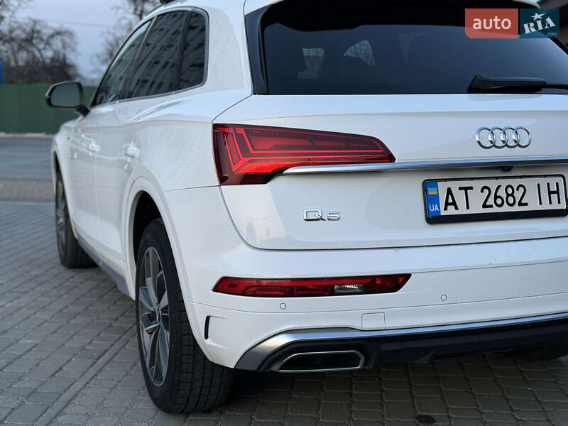 Внедорожник / Кроссовер Audi Q5 2022 в Надворной