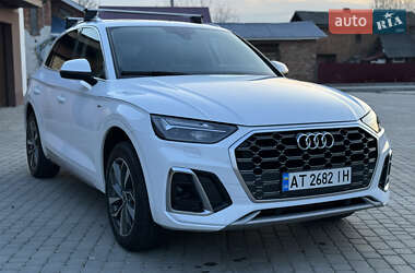 Внедорожник / Кроссовер Audi Q5 2022 в 