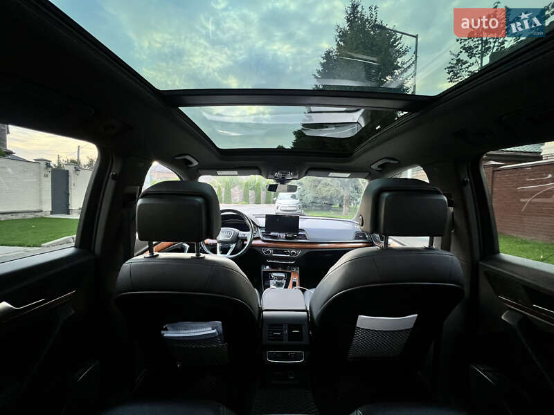 Внедорожник / Кроссовер Audi Q5 2020 в Киеве