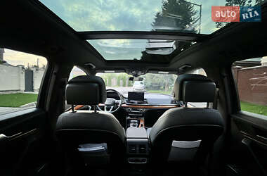 Внедорожник / Кроссовер Audi Q5 2020 в 