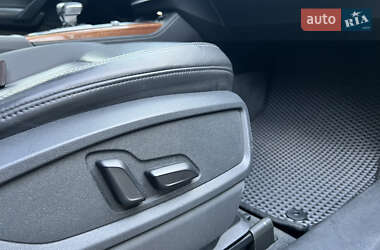 Внедорожник / Кроссовер Audi Q5 2020 в 
