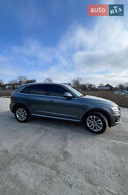 Внедорожник / Кроссовер Audi Q5 2013 в 