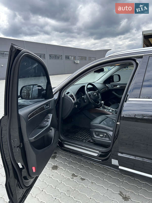 Внедорожник / Кроссовер Audi Q5 2015 в Львове