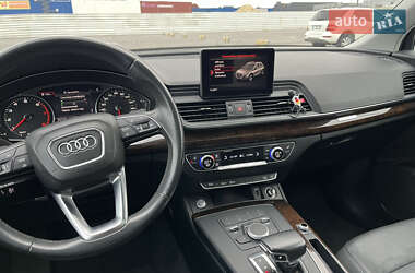 Внедорожник / Кроссовер Audi Q5 2019 в 