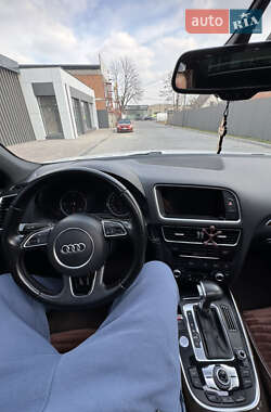 Внедорожник / Кроссовер Audi Q5 2015 в 