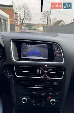 Внедорожник / Кроссовер Audi Q5 2015 в 