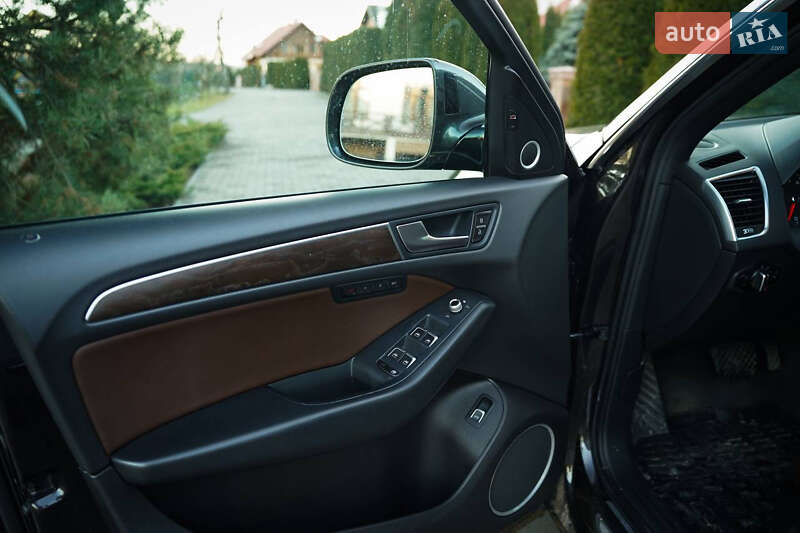 Внедорожник / Кроссовер Audi Q5 2015 в Ивано-Франковске