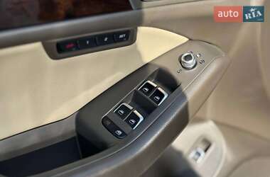 Внедорожник / Кроссовер Audi Q5 2015 в 