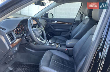 Позашляховик / Кросовер Audi Q5 2018 в 