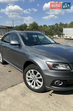 Внедорожник / Кроссовер Audi Q5 2012 в 