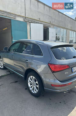 Внедорожник / Кроссовер Audi Q5 2012 в 